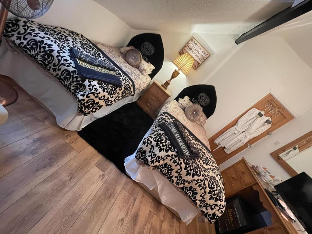 Olivia House Panzió Porthcawl Kültér fotó
